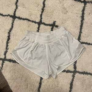 Lulu lemon Hotty Hot White Shorts
